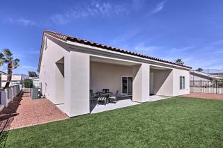 Bright Home with Yard, 4 Mi to Colorado River! - Fort Mohave - 0