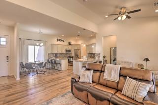 Bright Home with Yard, 4 Mi to Colorado River! - Fort Mohave - 7