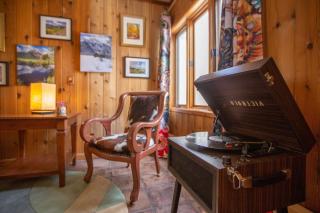 Lake Cabin with King Bed, Foodie Kitchen, and Views - Twin Lakes - 4