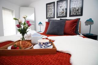 Bath Luxury City Centre 4 Bedroom Townhouse, Sleeps 8, Easy Parking, Private Courtyard Garden, by EMPOWER HOMES - Bath - 1