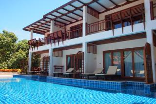 Blue Diamond Resort - 4