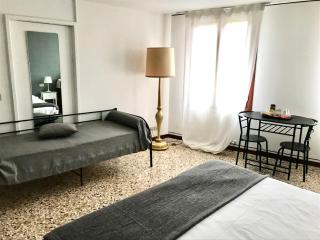 Venice and Venice Apartments - private rooms in shared apartment - Venice - 4