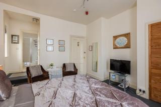 Crossways - Pickering - 1