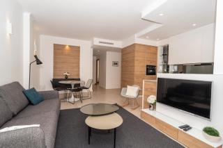 Cannes Center La Croisette Splendid 2 BR in premium residence gardens and balcony by Olam Properties - 9
