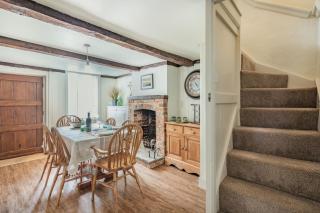 Smugglers Cottage - 1
