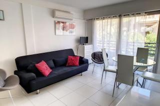 HENRI CAMILLE REAL ESTATE - Rouaze - Studio 50m Croisette - Cannes - 4