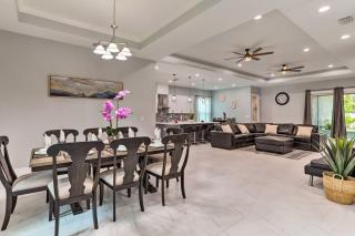 St Pete Escape with Patio and Yard 6 Mi to Beach - 4