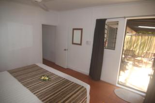 Tongan Beach Resort - Utungake - 6