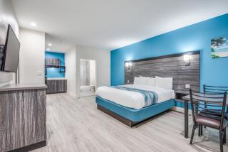 Americas Best Value Inn & Suites Houston at Hwy 6 - 7