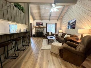 2 Bedrooms Standard Condos - 5