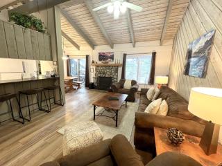 2 Bedrooms Standard Condos - 4