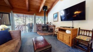 Mammoth Estates Condo - Free Parking & Pet Friendly - Mammoth Lakes - 0