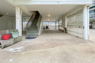 Beach Walk 18 - Newly updated, Just across the street from the Beach! - Gulf Shores - 2