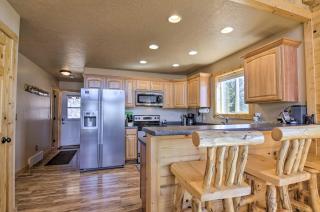 Whistling Woods Cabin Meadow Views and Gas Grill! - Duck Creek Village - 2
