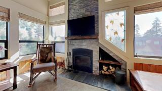 Summer Fun - SLOPESIDE 4BR 3BA with 3 Spas, Pool and Sauna - Perfect for Family and Friend Getaways All Year Round 1849 Condos 693 condo - Mammoth Lakes - 6