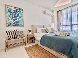 Seaview 2 BR Beach front Vacation HuaHin - Hua Hin - 2