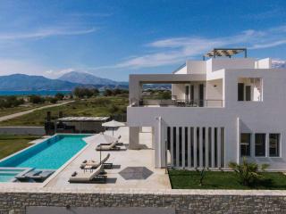 Grand Sea View Luxury Villa - Kalamaki - 7