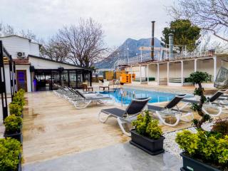 Zulu Hotel - 5