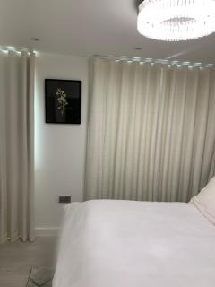 A BYK luxury modern home that sleeps 2 - 8 people - Horndon on the Hill - 2