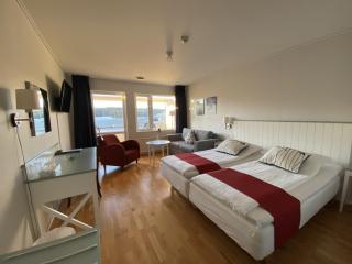 Nordby Hotell - Lervik - 4