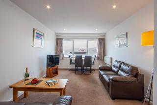 Esplanade Court Holiday Apartments - 2