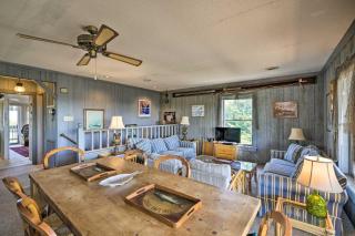 Spacious Kill Devil Hills Getaway with 3 Decks! - Kill Devil Hills - 8