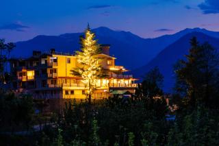 Anand Vardhan Resorts - Manāli - 8
