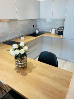 Mirage Sea Breeze Apartment - Mamaia - 4