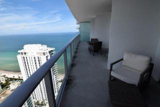 Lyfe-3308 - Hollywood - 8