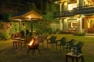 StayVista at Floradale W Jacuzzi & Wood-Fire Pizza - Kasauli - 6