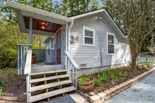 Diamond Sunset Hideaway - Madrona Beach - 9