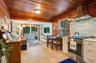 Diamond Sunset Hideaway - Madrona Beach - 6