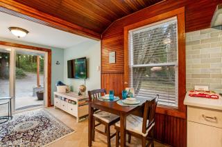 Diamond Sunset Hideaway - Madrona Beach - 1