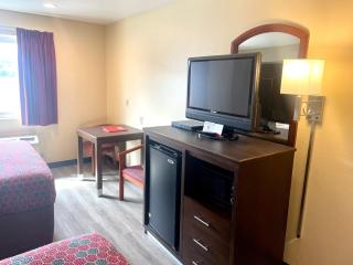 Econo Lodge Inn & Suites Corning - Corning - 2
