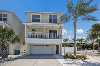 Dolphin Resort home - Holmes Beach - 7