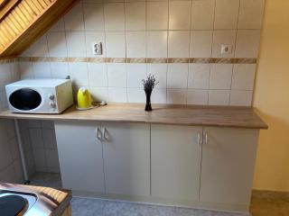 PBJ Apartman - Pilisborosjenő - 5