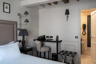 Hotel Saint-Louis en L'Isle - Notre-Dame - Paris - 1