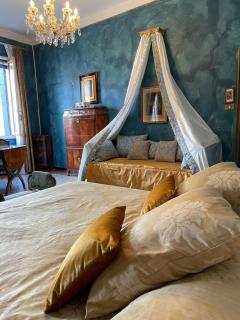 Gabrielle's room - Venice - 8
