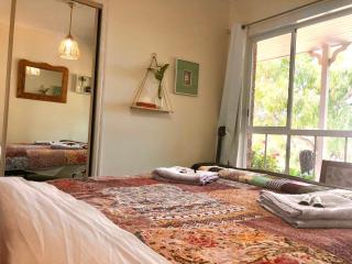 Belkampar Retreat - Authentic Farm Style Home - Perfect For Families and Large Groups! - Bonnie Doon - 5