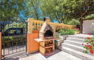Apartment Marta - Whole house, right by the sea - Novi Vinodolski - 5