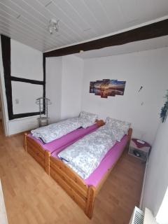 Große rustikale Ferienwohnung mit 2 Zimmern mit Balkon - Röbel - 3