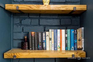 Quirky Newly Renovated Central Apartment with Parking - Cobalt Levels - 5