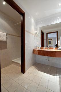Hotel Le Rive - Nyon - 8
