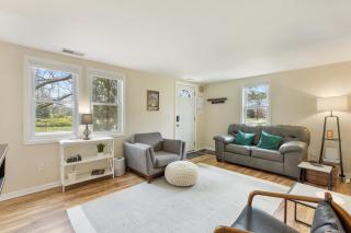 Perfect Location Walk to MSU Campus High End Mattresses Fast Wi-Fi - 3