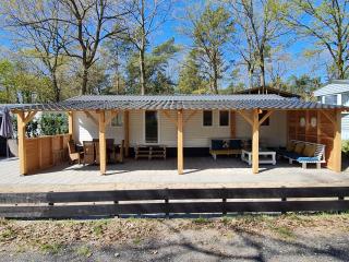 Chalet Casablanca, totaal 80m2 met veel comfort op fantastisch 5-sterren vakantiepark! - Sevenum - 5