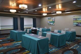 Best Western Premier Ashton Suites - Willowbrook - 1