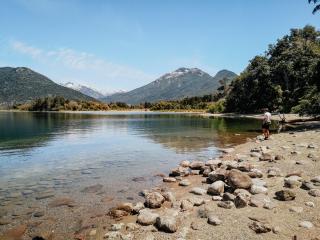 Cabaña en la costa del Lago Futalaufquen - Parque Nacional Los Alerces - 1