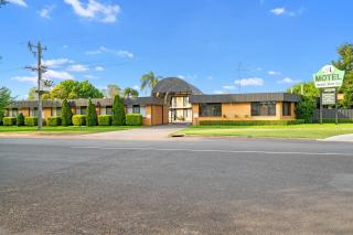 Avondel Motor Inn - 9