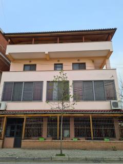 Bar Kafe Pjetri Guest House - 8
