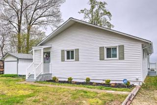Waterfront Cottage with Private Beach and Deck! - 8